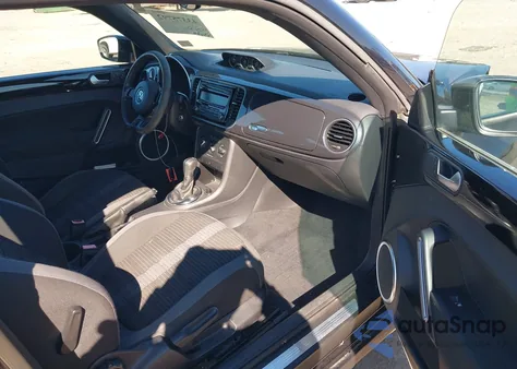 2012 Volkswagen Beetle 2.0T Turbo из США, поврежденный, VIN 3VWVA7ATXCM660808